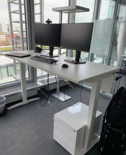 Büro Entrümpelung Schreibtisch