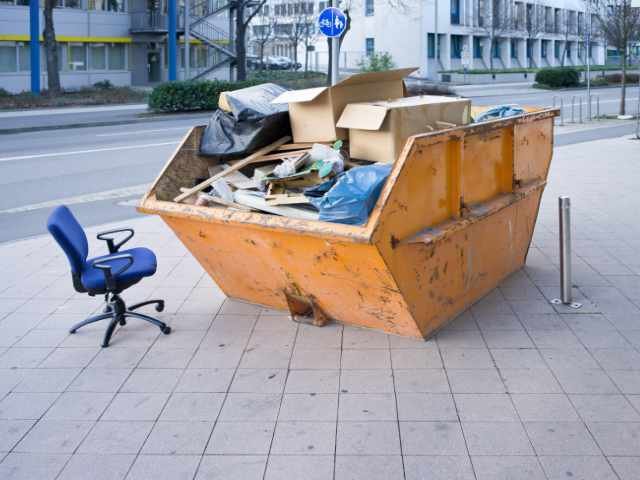 Entrümpelung mit Container