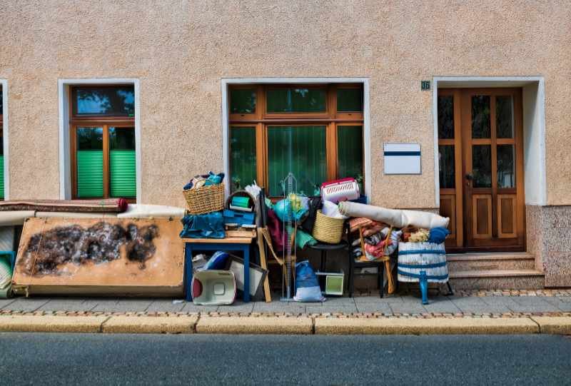 Haushaltsauflösung vor der Tür