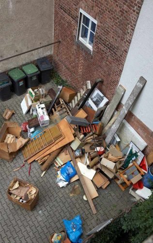 Wohnungsauflösung Sperrmüll zum Abtransport